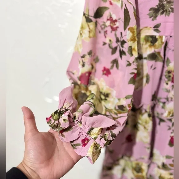 NWT Lush Long Sleeves Open Back Floral Pink Tiered Dress SZ Large - Picture 7 of 10